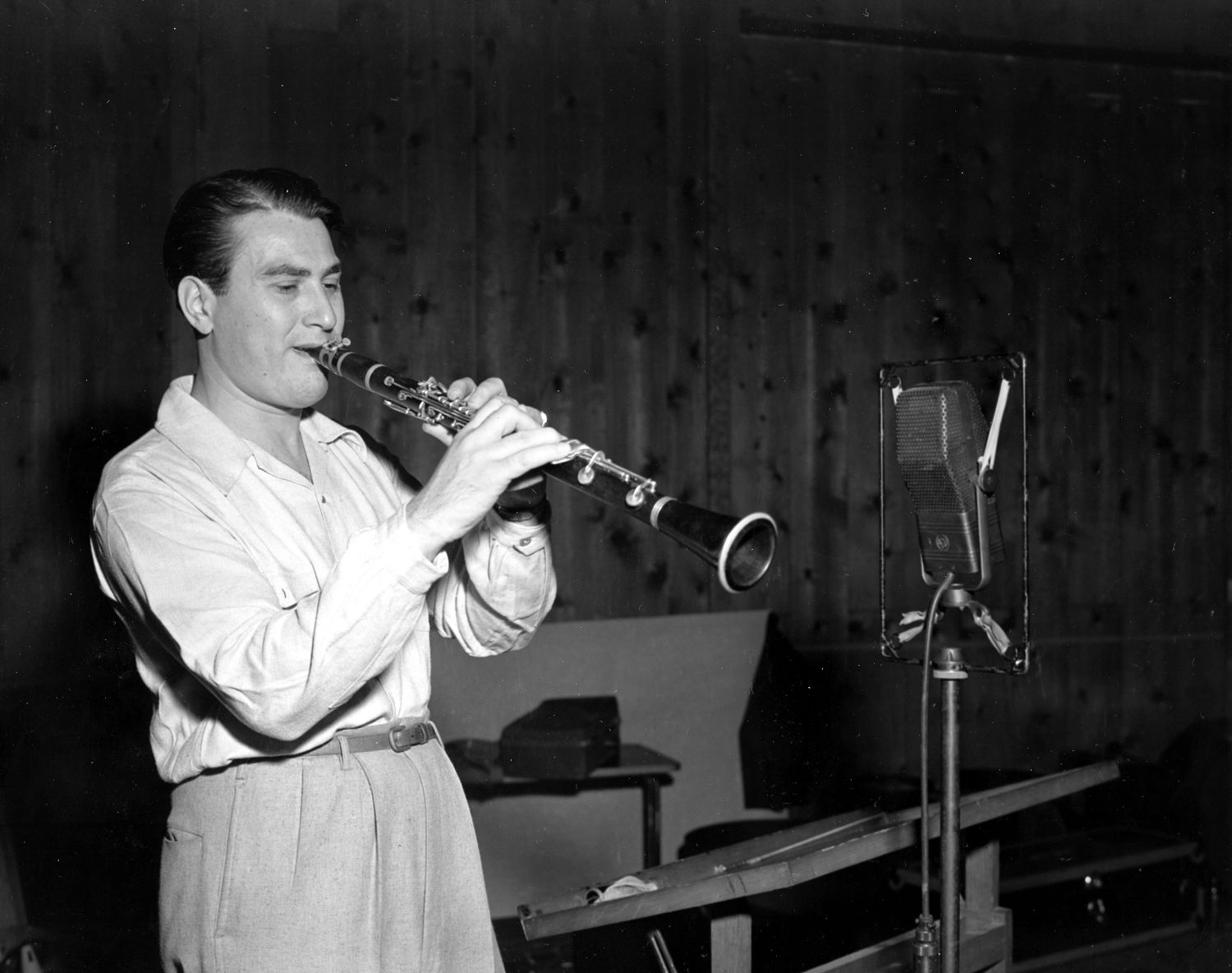 1940: "Star Dust"